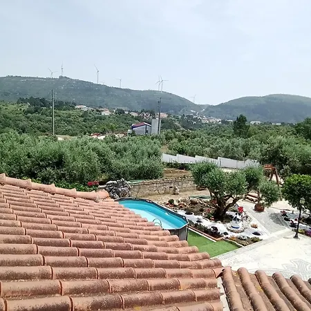 Casa Laranjeiras Alqueidao da Serra