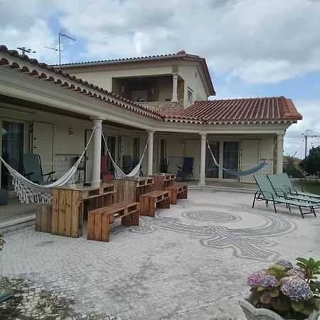 Casa Laranjeiras Летний дом Alqueidao da Serra