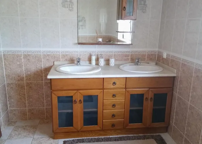 Casa Laranjeiras Alqueidao da Serra